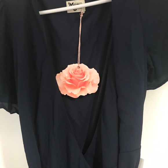 Show me your MuMU Maxi Navy Wrap Maxi - Picture 2 of 3